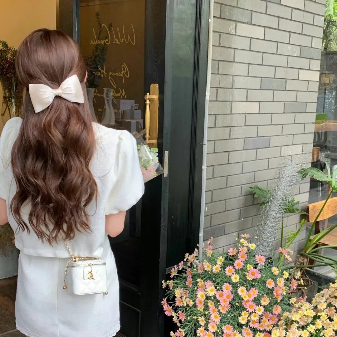 隔壁怪兽